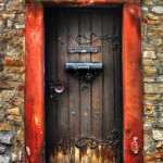 old-door-th