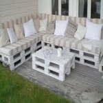 recycled-pallet-garden-furniture