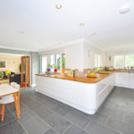 Protecting-kitchen-worktops